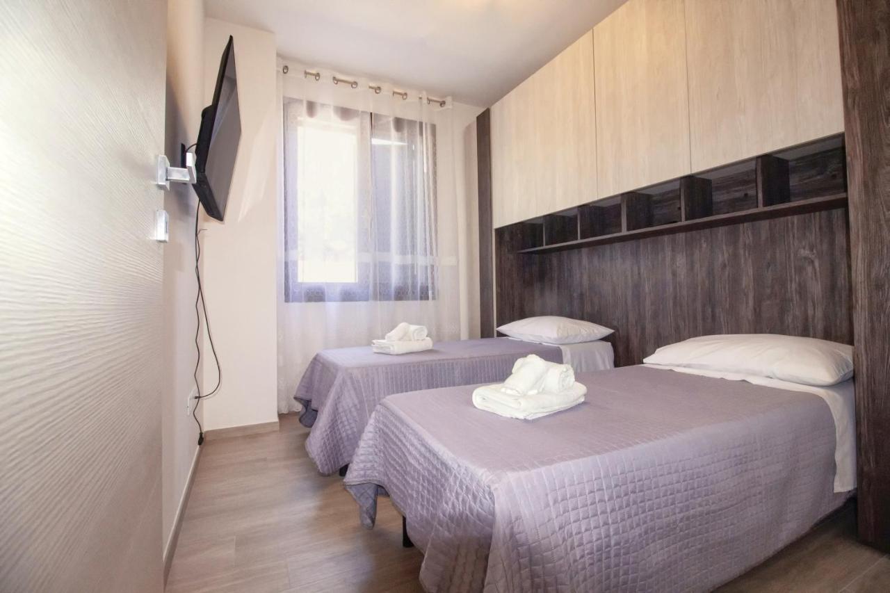 Dd House Family Holiday Apartment Cecina  Exterior photo